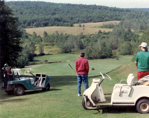 golf_02.jpg (71154 bytes)